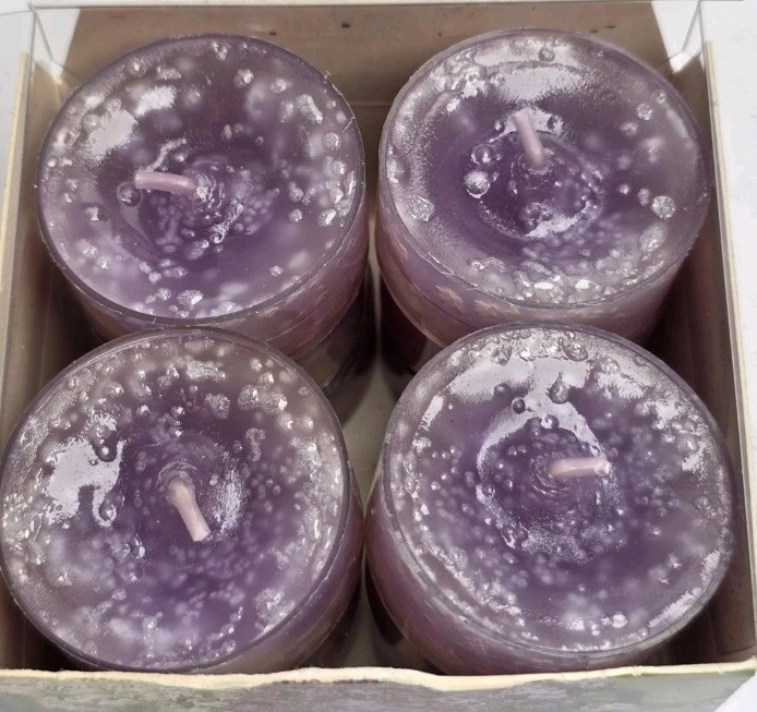 Yankee Candle 12 velas perfumadas de luz de té T/L en caja FLORES LILAS - retiradas Foto 2 de 3