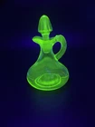 Anchor Hocking Uranium Glass Cruet w/ Stopper 1930s Vaseline UV Glow