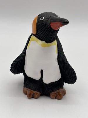 Peruvian Penguin Figurine Casals Peru Hand Carved 4  Folk Art Statue