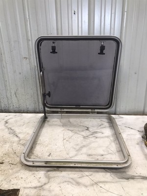 85 Bayliner Contessa 2850 Boat Bomar 20 x 20 in inch square hatch window