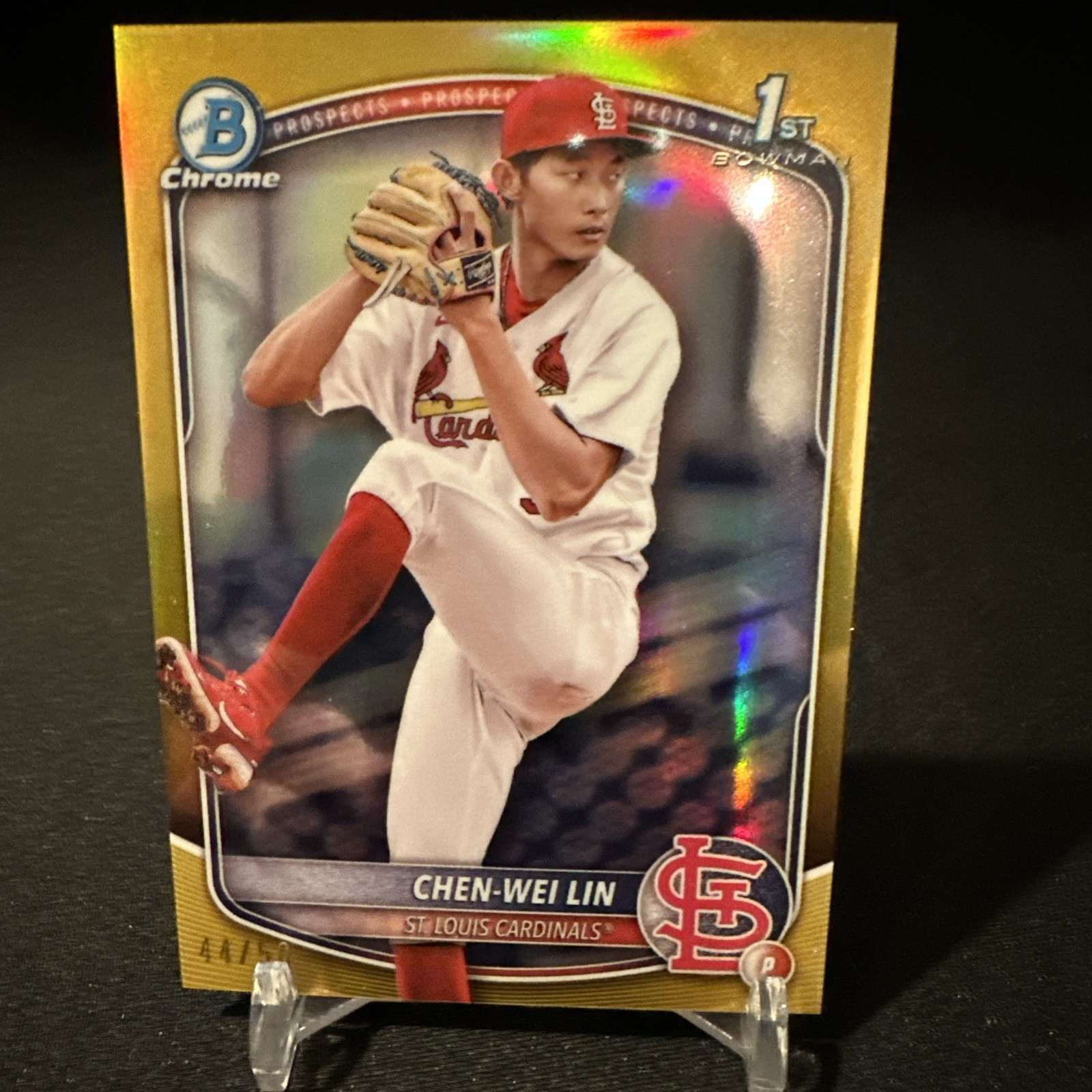 2025 Bowman Chrome Prospects Chen-Wei Lin 1st GOLD REFRACTOR /50 #BCP-141