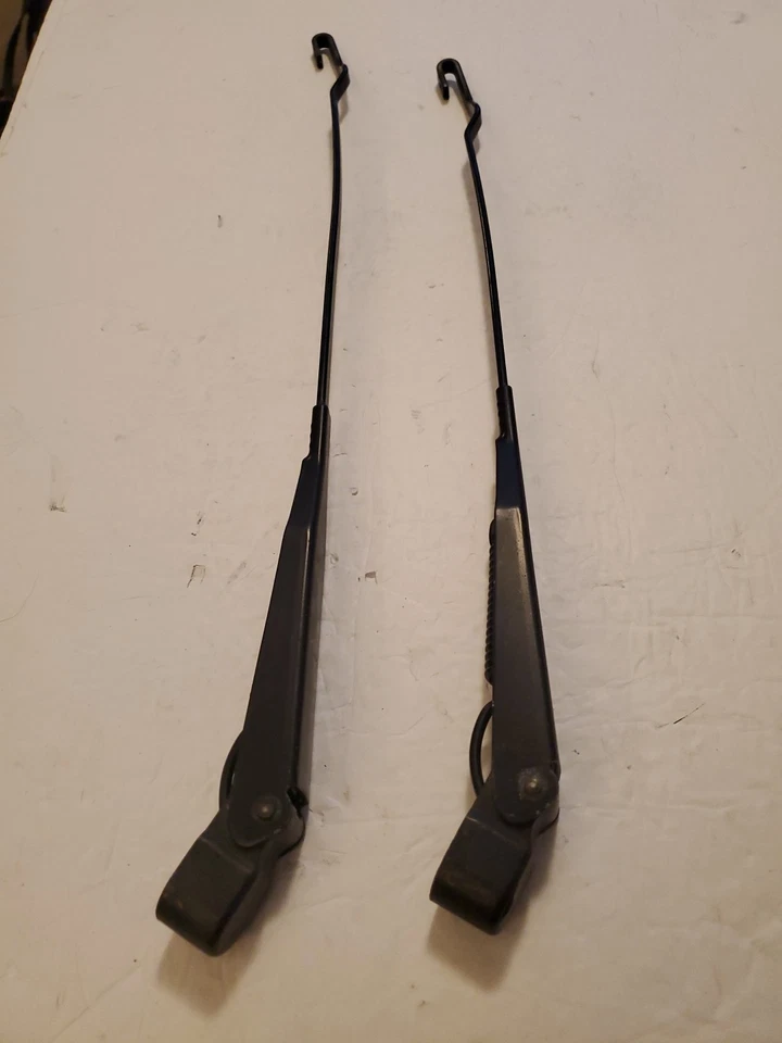 Saturn S Series 1991-2001 brazos limpiaparabrisas izquierdo y derecho fabricante de equipos originales con tapas Foto 3 de 4