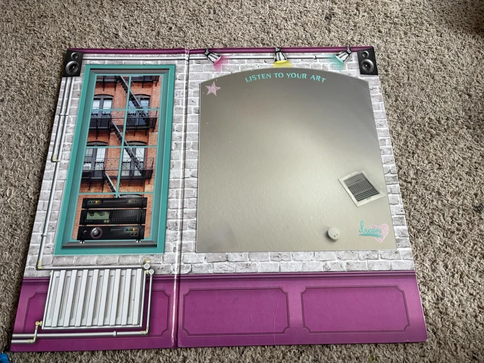 American Girl Gabriela’s Creative Studio Set Foto 4 de 4