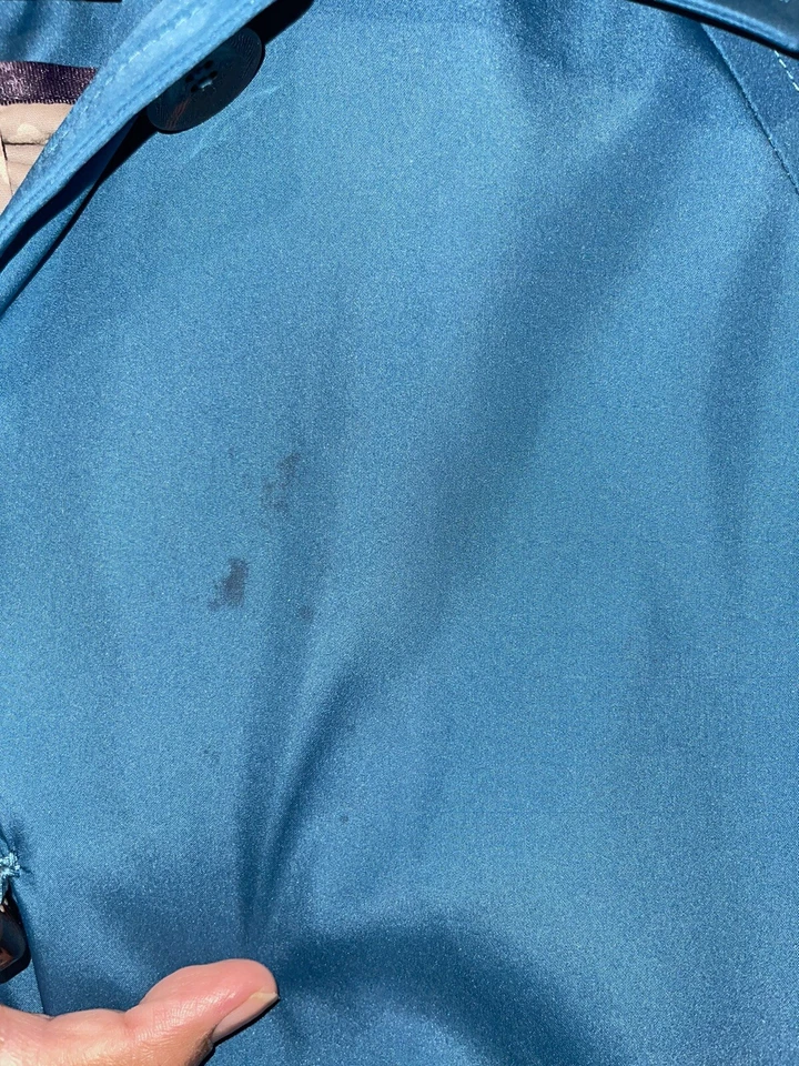 Usado en Excelente Condición Marc NY Mujer Azul Impermeable/Trinchera Chaqueta de Invierno RN No. 54163 Talla L Foto 3 de 4