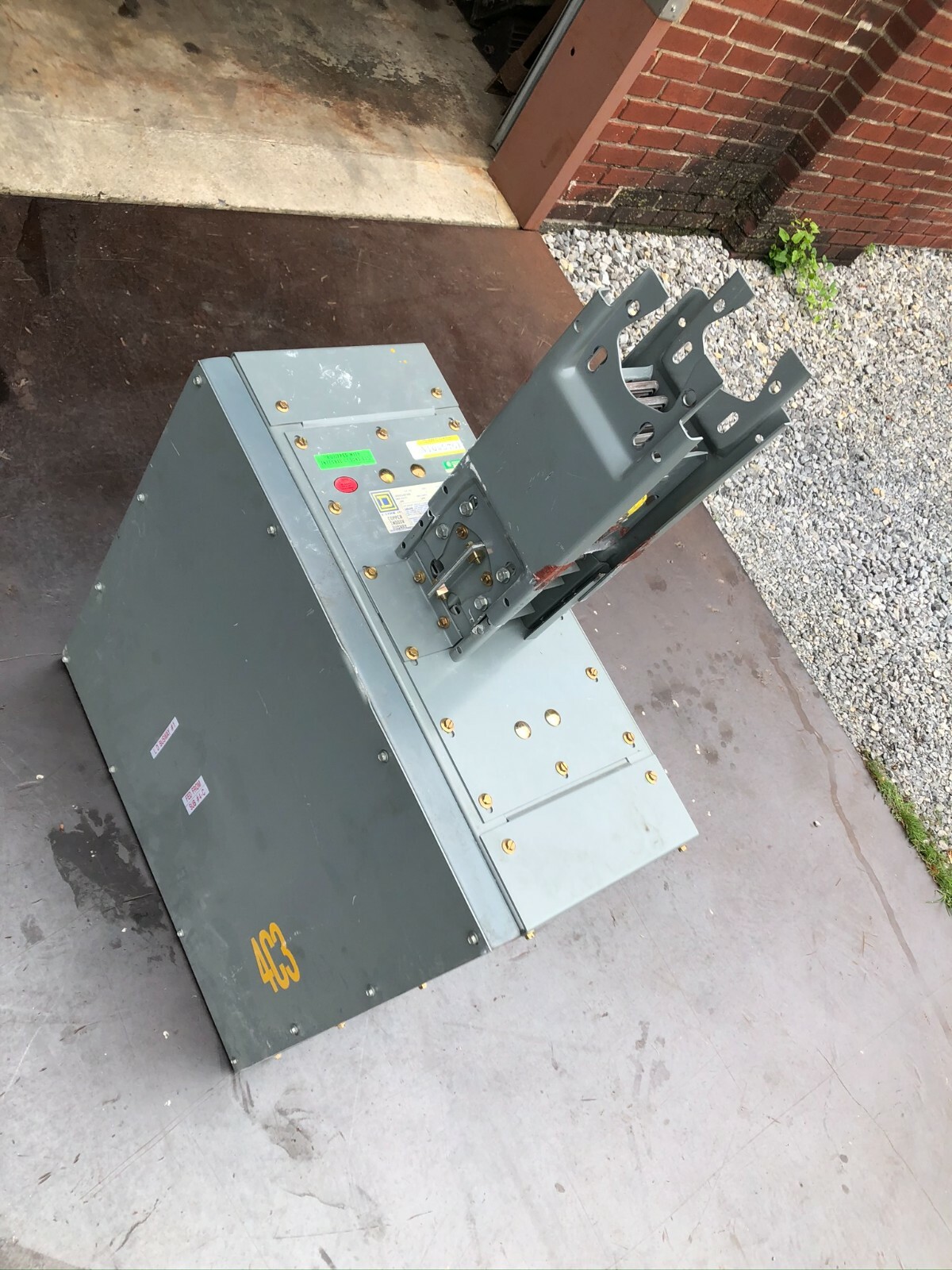 Square D I Line Busway End Cable Tap Box CFH2512GETBMB 1200 amp 600