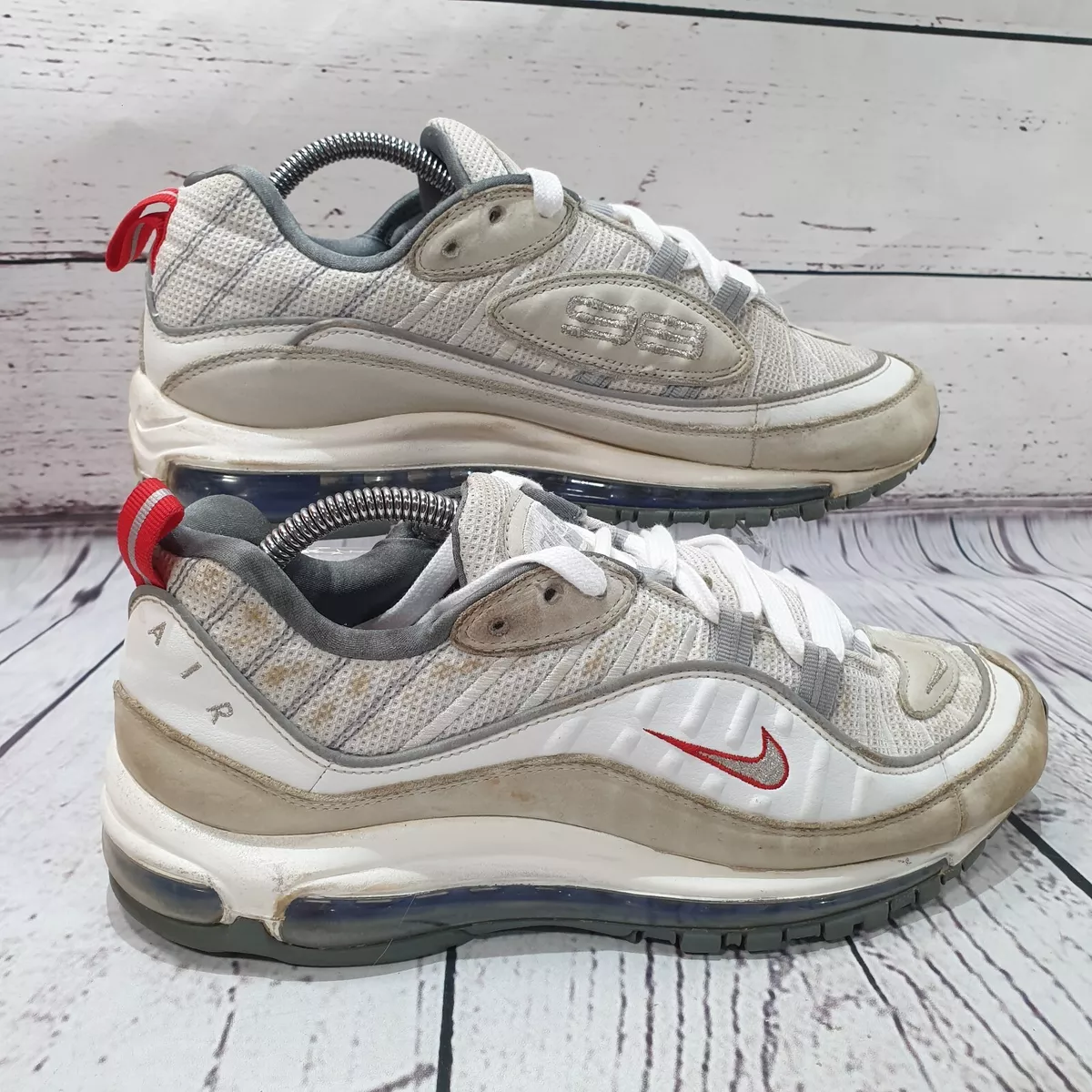 Air max outlet 98 total white