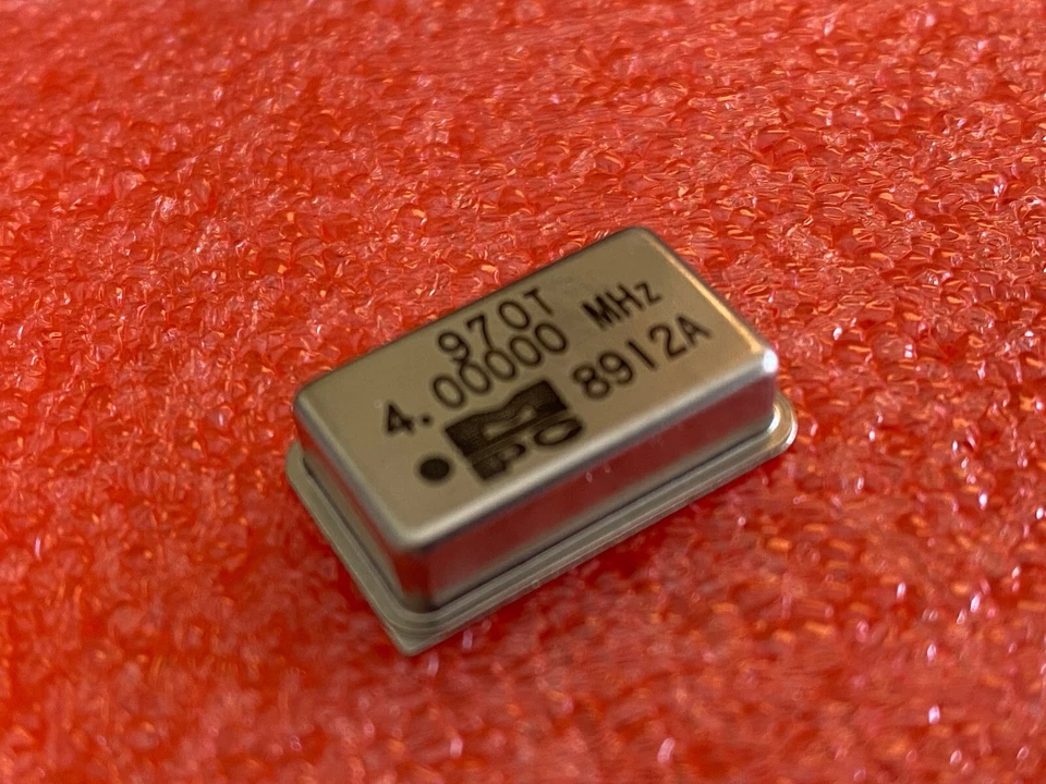 4.00000 MHz MPC Crystal Oscillator 970T 4.00000 MHz New 5 pieces - Image 4 of 4