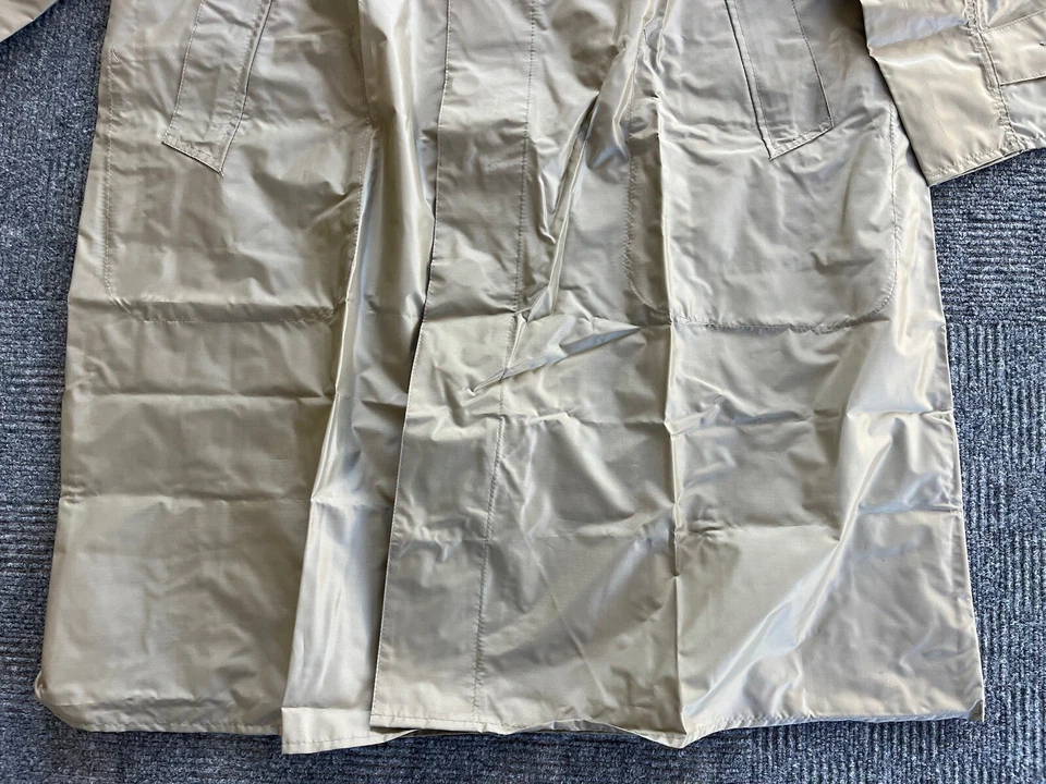 Vintage Alligator Waterproof Dacron Polyester Rain Coat Style W/ Storage Pouch - Image 4 of 4