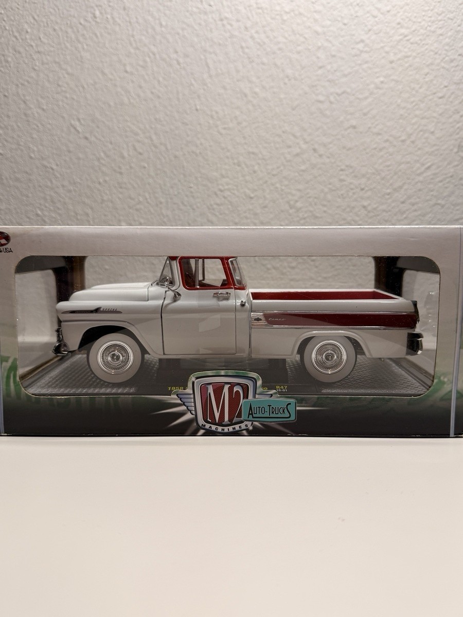 M2 Machines 1958 Chevrolet Apache Cameo R47 1:24 Auto-Trucks