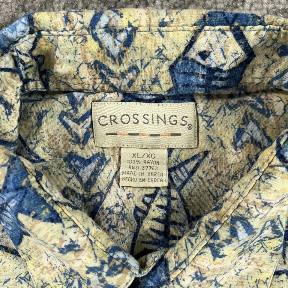 Camisa Hawaiana De Colección Crossing Para Hombres XL Amarillo Azul Estampado Geométrico de Peces Años 90 Rayón Foto 4 de 4