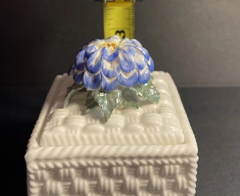 TIFFANY & Co. Ceramic Trinket Box 3.25” Tall by Sybil Connolly