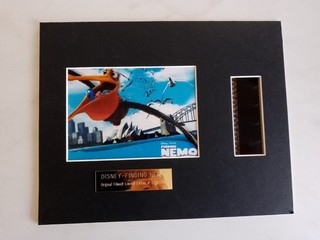 FINDING NEMO DISNEY LIMITED EDITION 334 / 500 ORIGINAL FILMCELL. YEAR 2003.