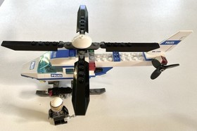 Lego City bundle. Sets: 7741 & 7902. Both Complete With Manuals. No Boxes.