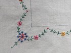 Vintage square table topper applique and embroidery detail, hemstitch edge 31" — photo 2