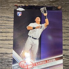 Topps 2017 Chrome Rookie Aaron Judge #169 New York Yankees Baseball Card