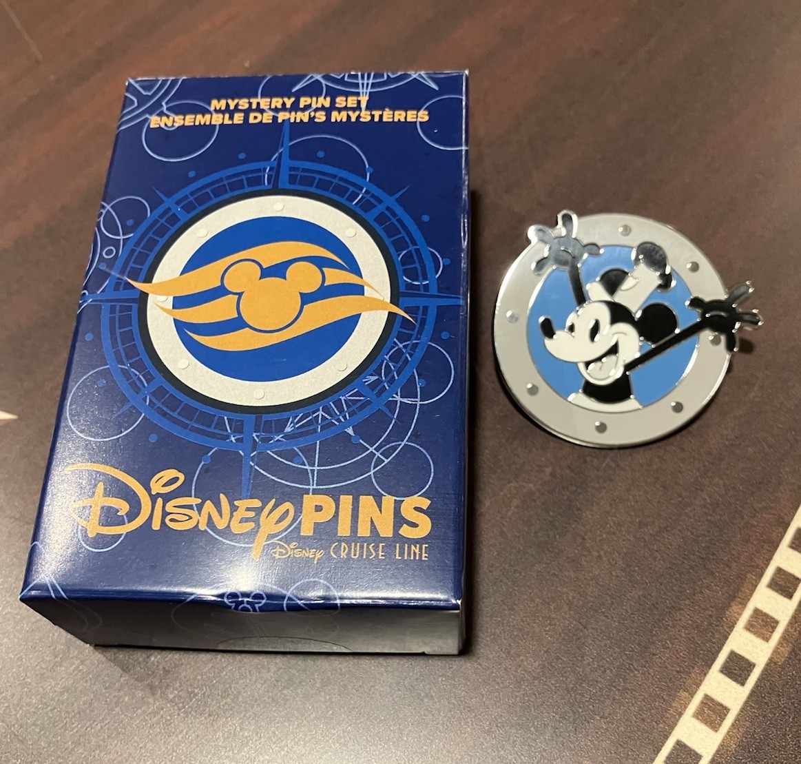 New DCL 2024 Steamboat MICKEY MOUSE Mystery Porthole Pin Disney