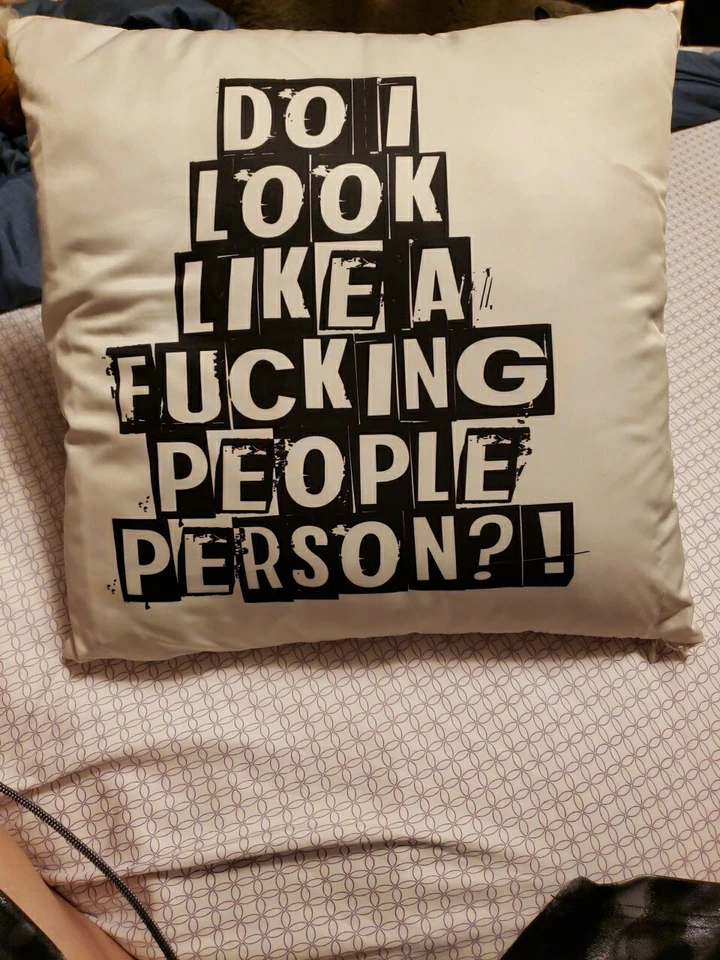 ¡¿Me veo como una persona de F-ing People?! Funda de almohada 16 x 16 Foto 2 de 4