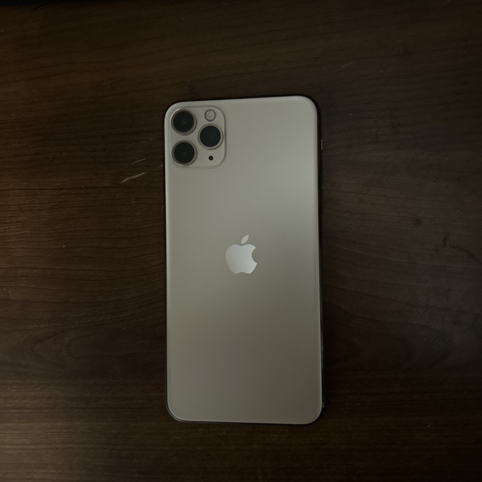 Apple iPhone 11 Pro Max - 64GB - Gold (Verizon) A2161 (CDMA + GSM