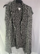 Chico  s Cardigan Vest Sleeveless Fringe Knit Cotton Blend Size 2 Black  White