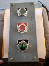 Square D 9001KYAF-3 Heavy Duty 3-Unit 30MM Control Station Enclosure Series F