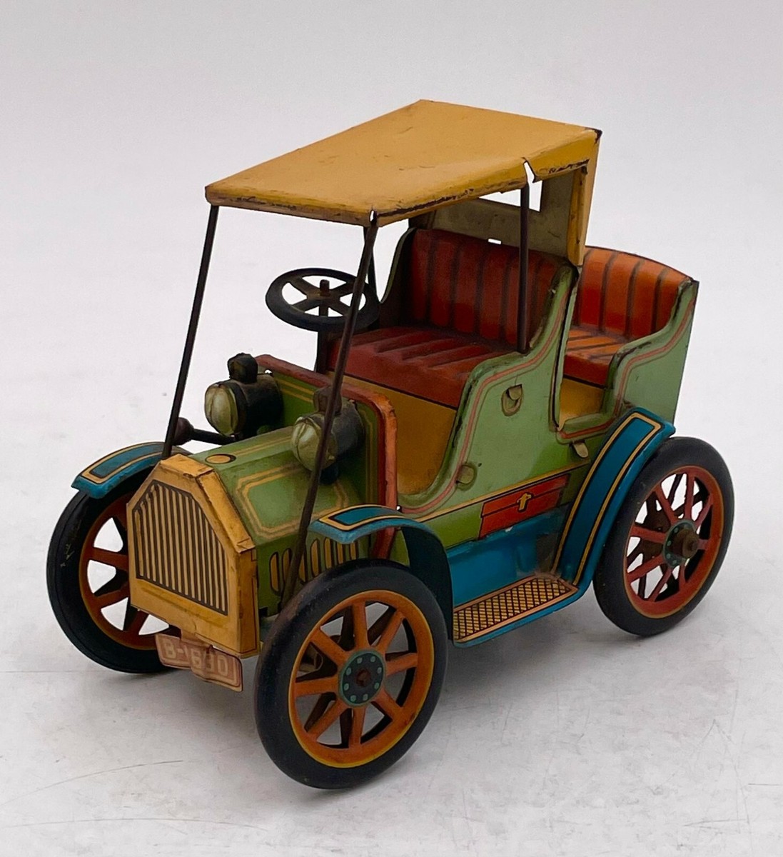 洋古書 AMERICAN TOY CARS & TRUCKS 1894-1942 American Toy