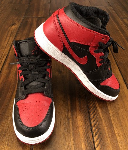 Nike Air Jordan 1 Mid Banned Black Red 