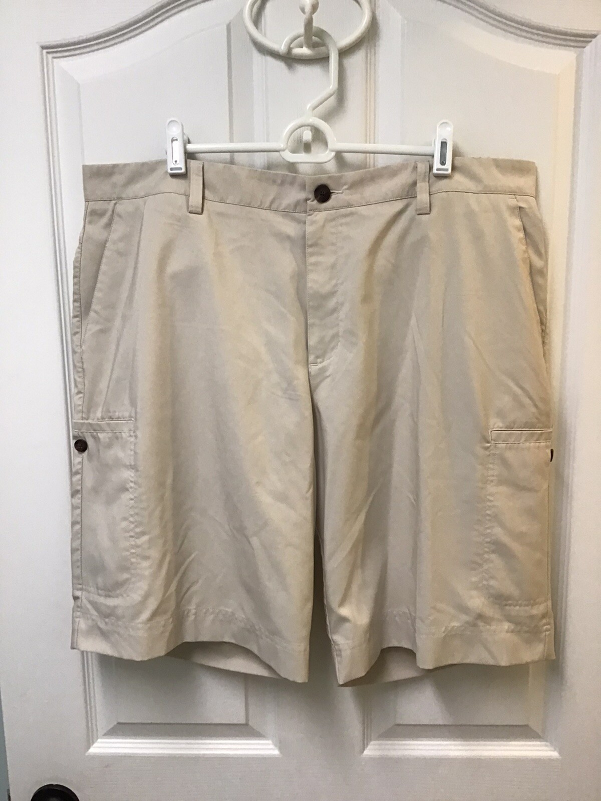 Adidas Men’s Flat Front Cargo Golf Shorts Light Khaki… Gem