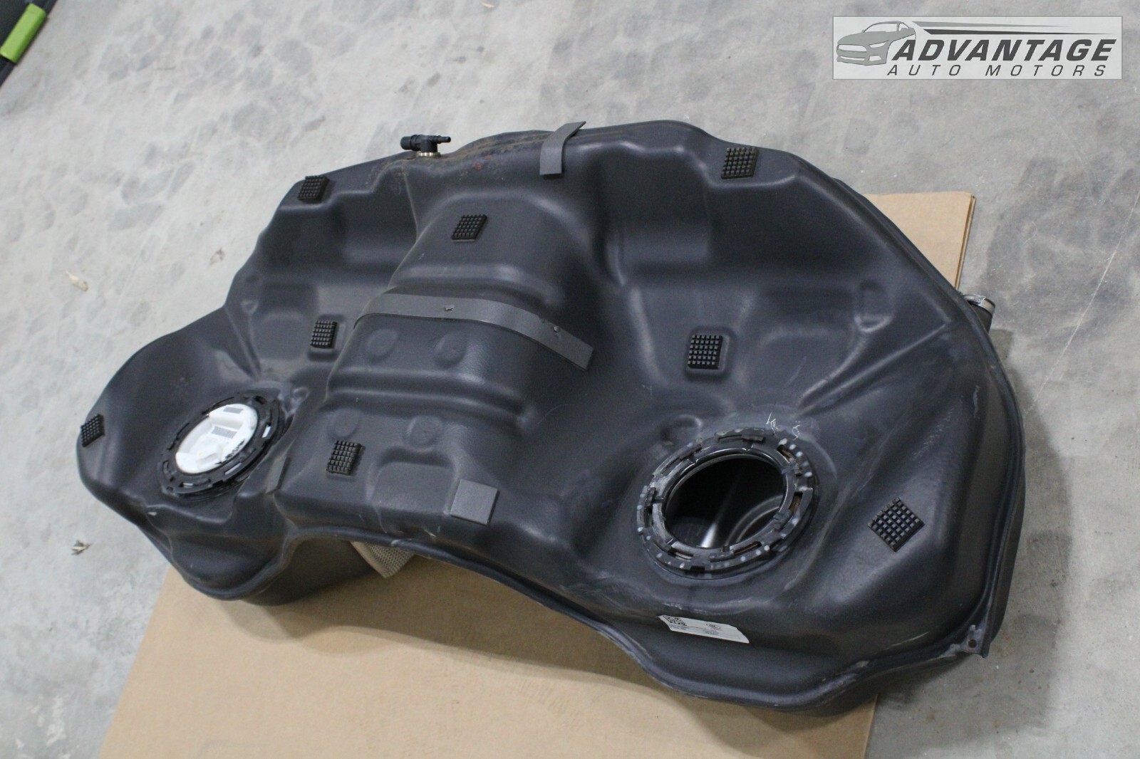 2014-2019 MASERATI GHIBLI SQ4 3.0L GAS FUEL TANK RESERVOIR ASSEMBLY OEM