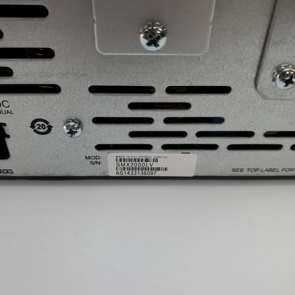 APC SMX2000LV 2000VA LCD Tower Smart UPS & AP9630 NMC w/out Batteries &FacePlate - Image 4 of 4