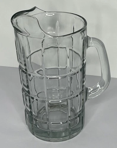 VINTAGE 55oz Pitcher Anchor Hocking Tartan Manchester Clear Glass 1990s