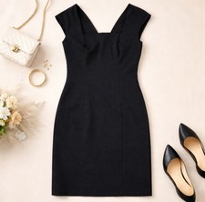 Doc & Amelia Premier Black Sheath Dress V-Nec...