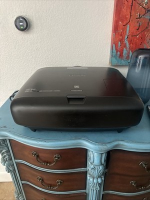 Epson Pro Cinema 6050UB 4k PRO-UHD With HDR-10 and  Full HD 3D Mode Projector