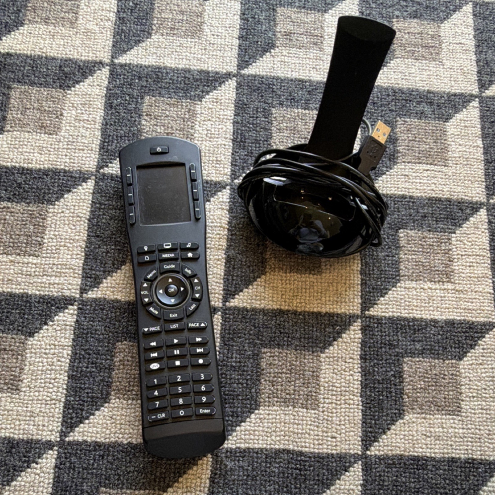 Control Mx-780 Wireless Infrared Remote, Charging Dock, Blac