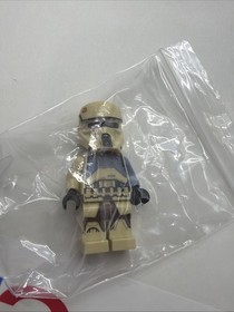 LEGO Star Wars: TIE Striker (75154) Modified MOC With Figures