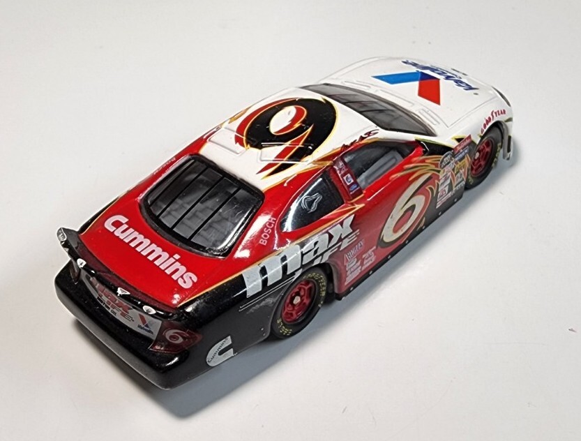 Racing Champions NASCAR 2000 #6 Mark Martin MaxLife 1/64