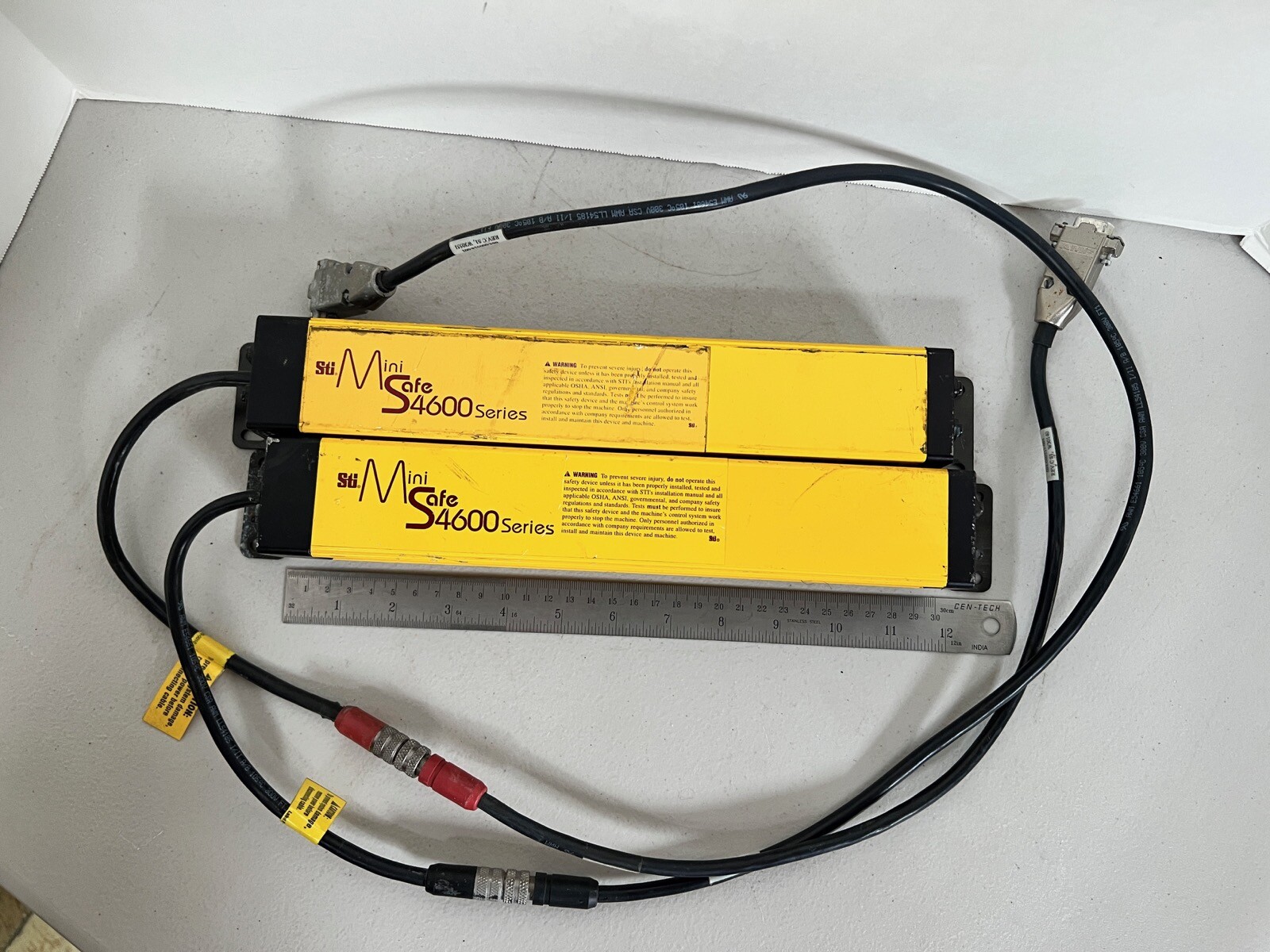 Pair STI OMRON Mini Safe 4600 Laser Light Curtain MS46-20-260-X MS46-20-260-R-FN
