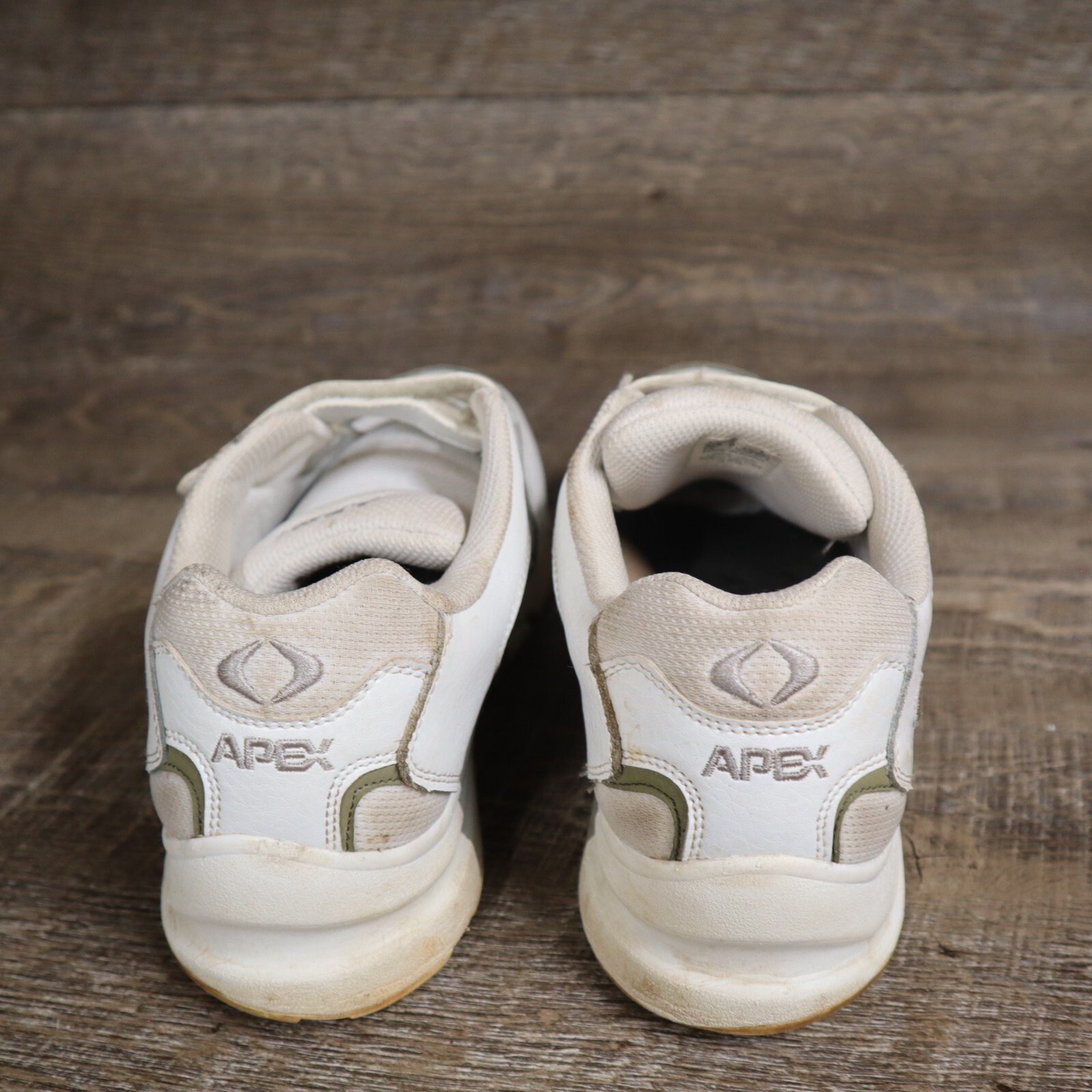 Apex V952W White Leather Walking Shoes Women's Size 8… Gem