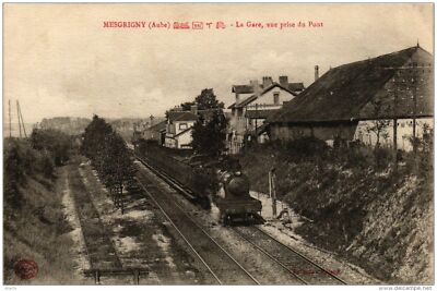 CPA AK MESGRIGNY La Gare vue prise du Pont (723527)