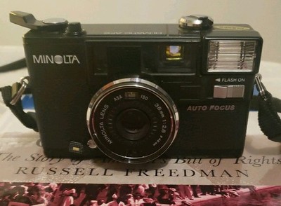 Minolta Hi-Matic AF2 Auto Focus Camera