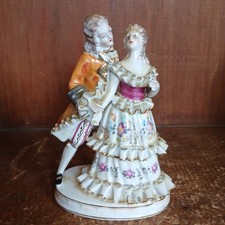 MEISSEN  VICTORIAN COUPLE FIGURINE 6" MARKED ANTIQUE READ DESCRIPTION 