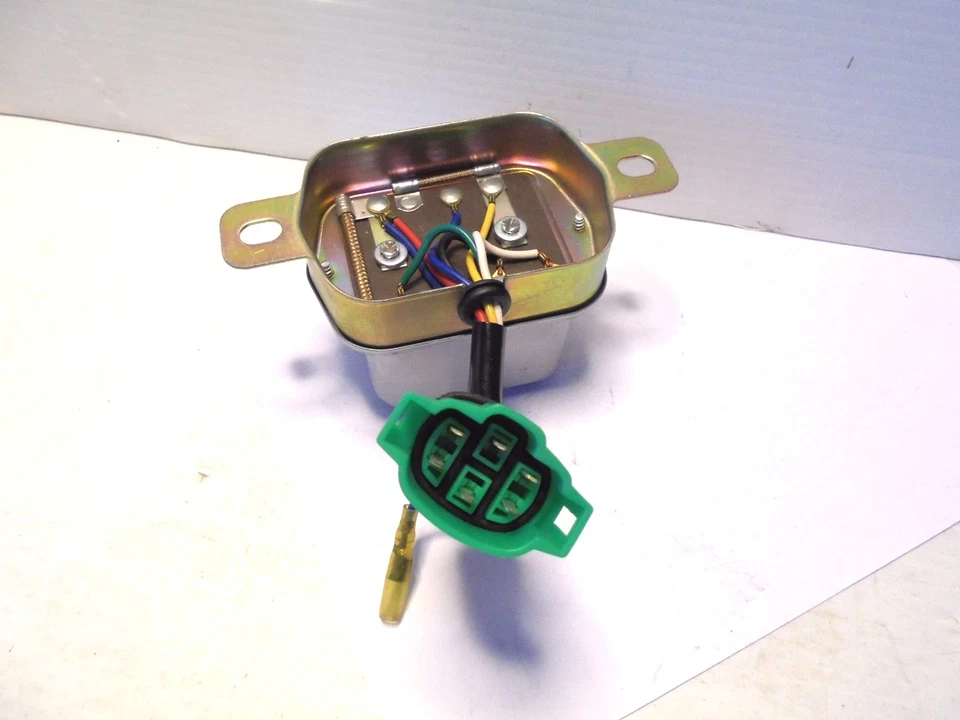 Regulador de Voltaje Estándar VR-149 NUEVO HECHO EN EE. UU. Foto 2 de 4