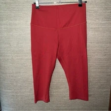 Calia by Carrie Underwood Power Sculpt Capri leggings Medium