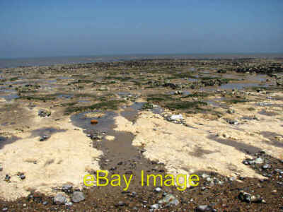 Photo 6x4 Exposed chalk layer West Runton At low water the chalk layer c c2008