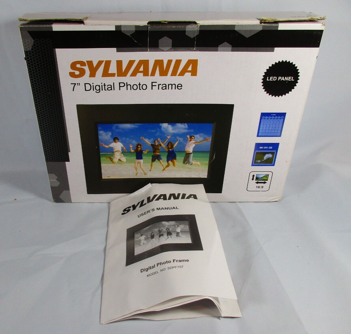Sylvania SDPF757 7