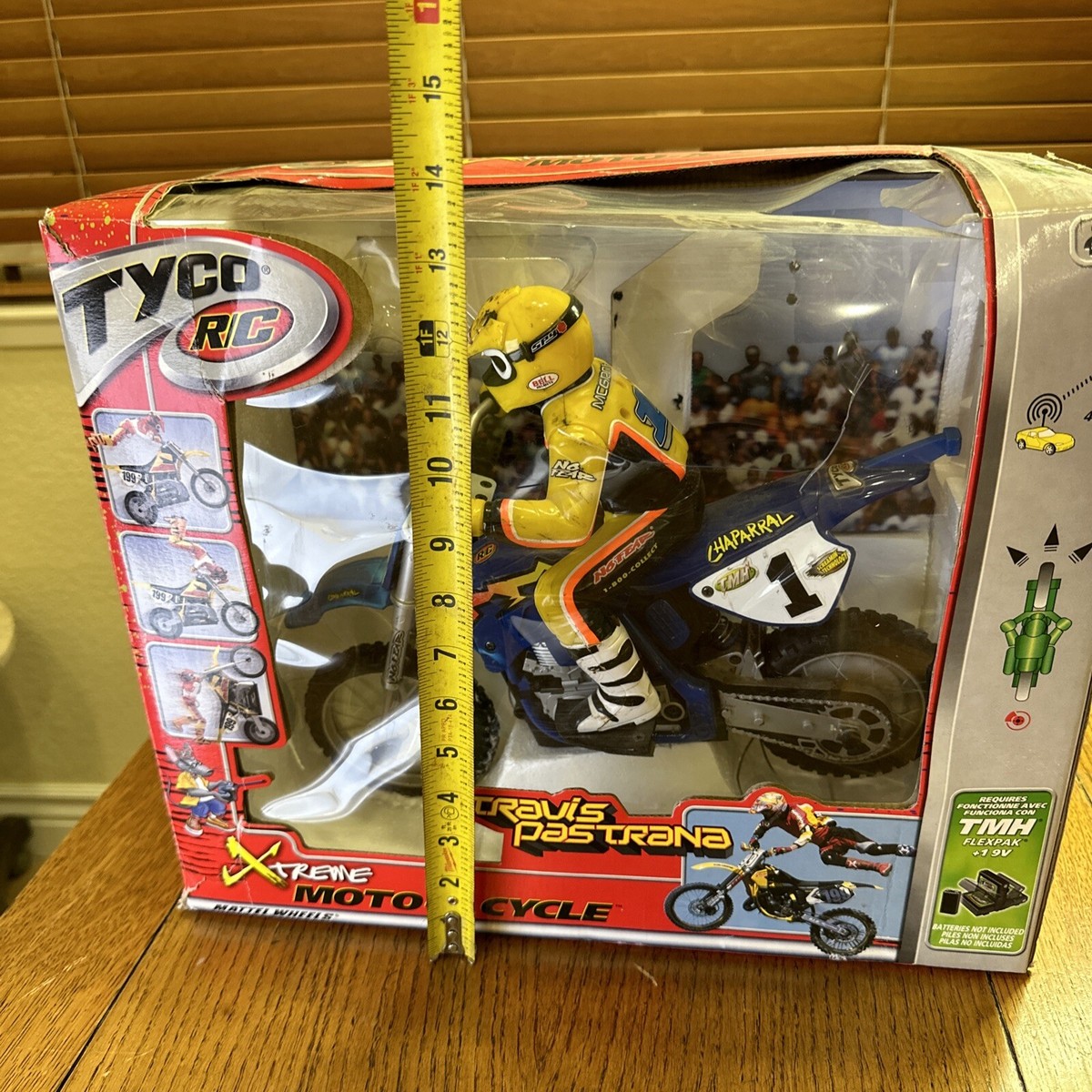 TYCO RC Xtreme Moto-X-Cycle Travis Pastrana Motorcycle Dirt Bike