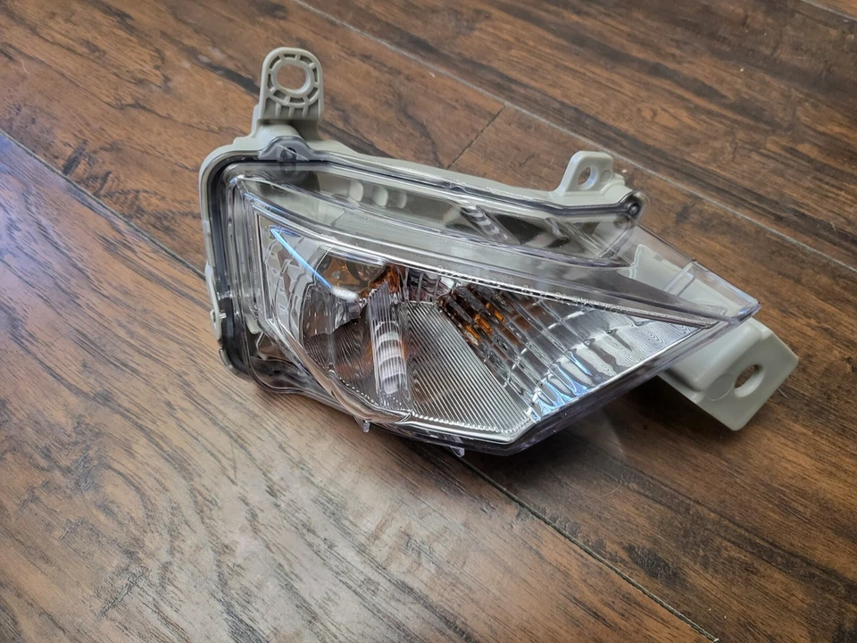 Conjunto de luces de señal de giro - Certificado Capa TYC para Nissan Altima 19-21 Foto 2 de 3