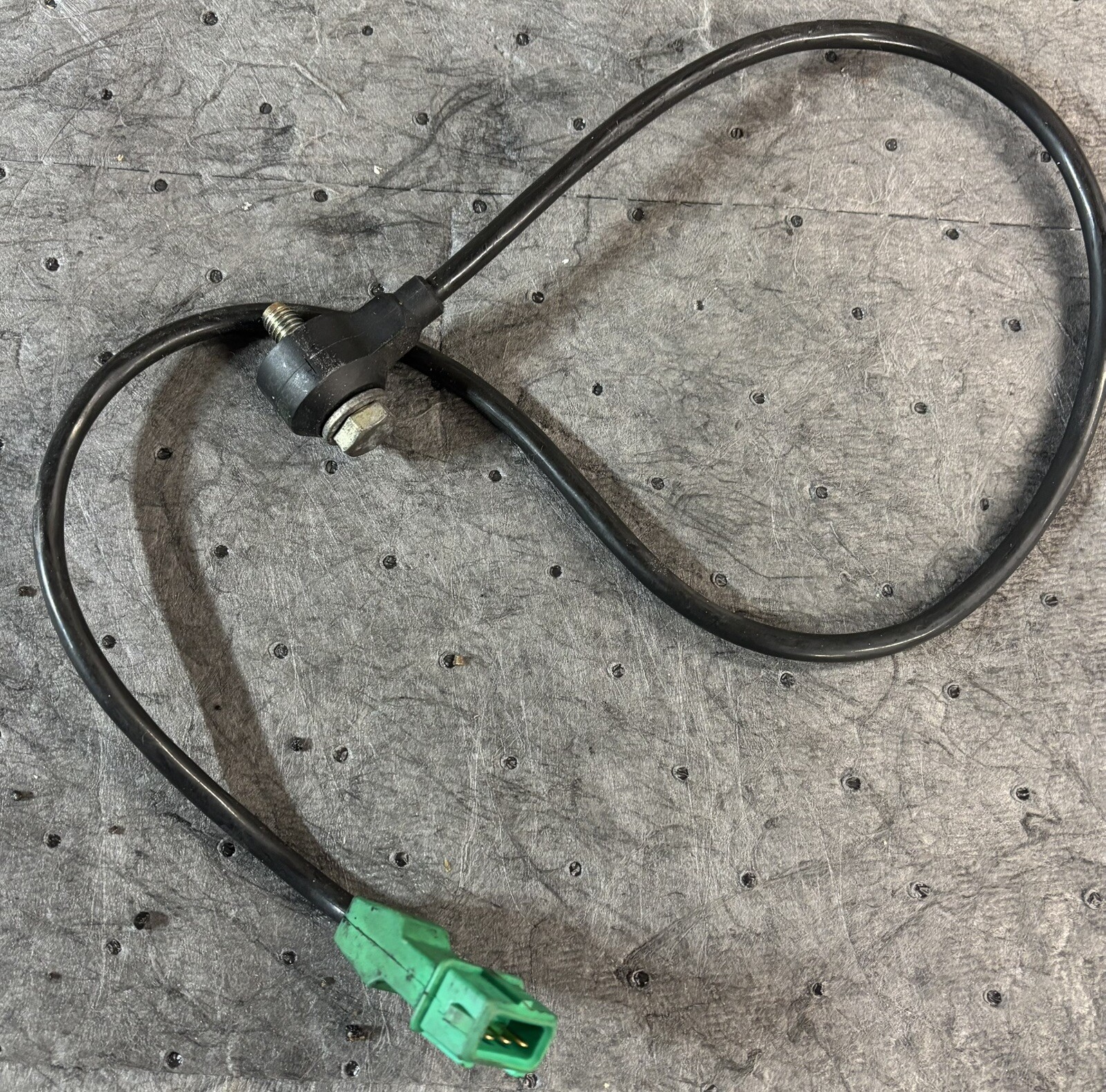 Knock Sensor For LAMBORGHINI Gallardo 04-08 054905377A