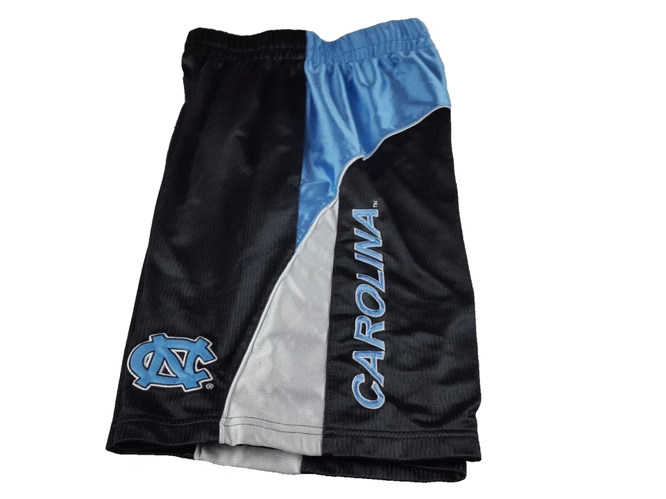 Colosseum NC North Carolina Men's Small Basketball Gym Shorts 10.5" Inseam - Image 4 of 4