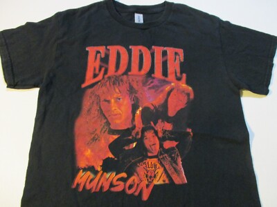 STRANGER THINGS EDDIE MUNSON HELL CLUB JOSEPH QUINN T-SHIRT SMALL NETFLIX SHOW