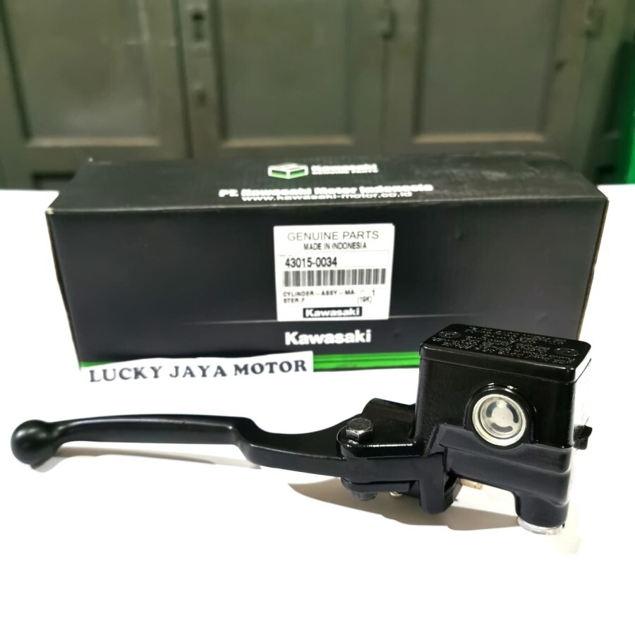Original Kawasaki ZX 130 Master Cylinder Assy Front Brake Original Kawasaki ZX 130 Master Cylinder Assy Front Brake